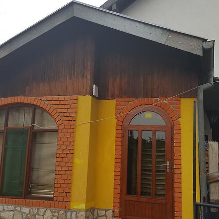Apartman "Athos" Prizemlje Višegrad Екстериор снимка